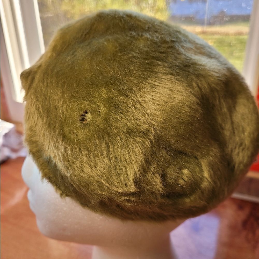 VINTAGE 50s chartreuse green‎ furry pillbox beret hat Montaldo's - Picture 8 of 8